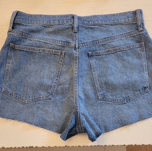 NWT Madewell The Perfect Jenn Short tencel denim magic pockets Size 32